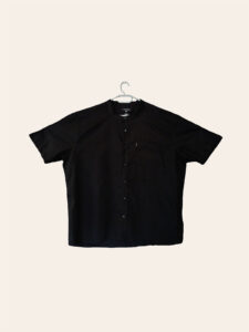 Minimalist Black Mandarin Collar Shirt – Short Sleeve Button-Down - Image 3